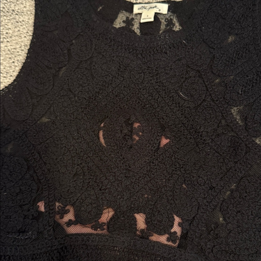 Ultra Pink Black Textured Crop Top - Picture 2 of 6